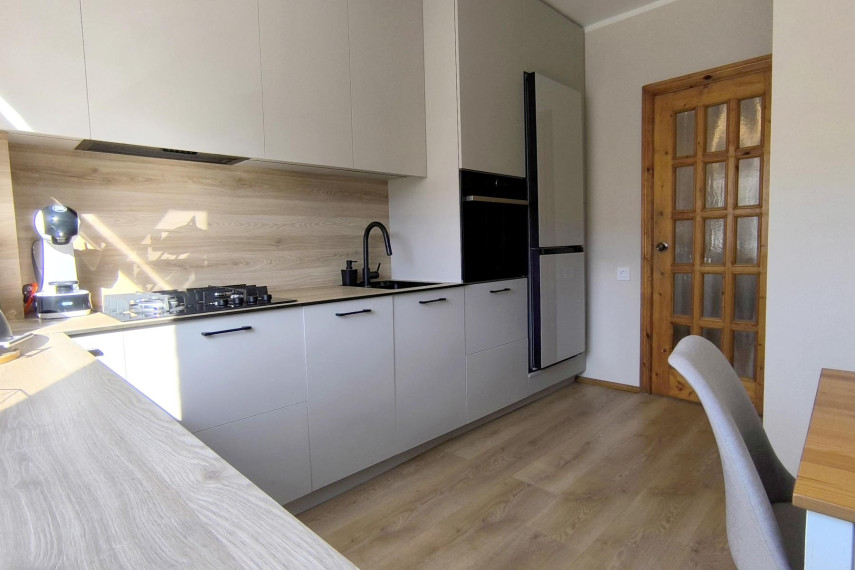 Parduodamas butas Ukmergės g., Eiguliai, Kauno m., Kauno m. sav., 77.07 m² ploto 4 kambariai 4
