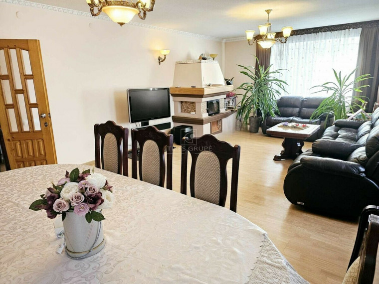 Parduodamas namas Tauralaukis, Klaipėdos m., Klaipėdos m. sav., 342 m2 ploto, 3 aukštai 2
