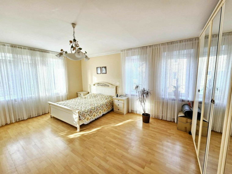 Parduodamas namas Tauralaukis, Klaipėdos m., Klaipėdos m. sav., 342 m2 ploto, 3 aukštai 4