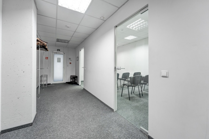 Nuomojamos administracinės, paslaugų, prekybos, sandėliavimo patalpos Ukmergės g., Šeškinė, Vilniaus m., Vilniaus m. sav., 345.42 m2 ploto 10