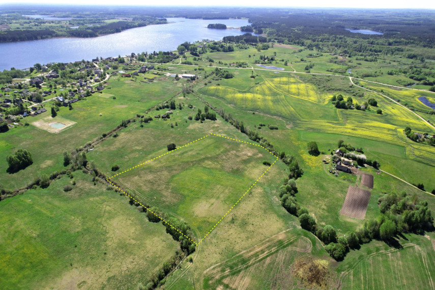 Parduodamas  sklypas Joniškio mstl., Molėtų r. sav., 274 a ploto 3