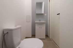 Parduodamos administracinės, paslaugų, prekybos patalpos Lvivo g., Šnipiškės, Vilniaus m., Vilniaus m. sav., 82.52 m2 ploto 32