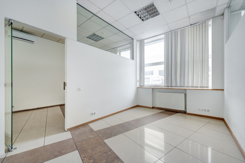 Nuomojamos administracinės, paslaugų, prekybos, sandėliavimo patalpos Ugniagesių g., Aukštieji Paneriai, Vilniaus m., Vilniaus m. sav., 200 m2 ploto 7
