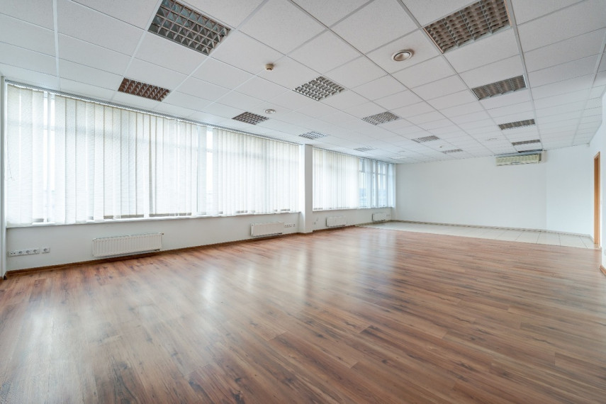 Nuomojamos administracinės, paslaugų, prekybos, sandėliavimo patalpos Ugniagesių g., Aukštieji Paneriai, Vilniaus m., Vilniaus m. sav., 600 m2 ploto 1