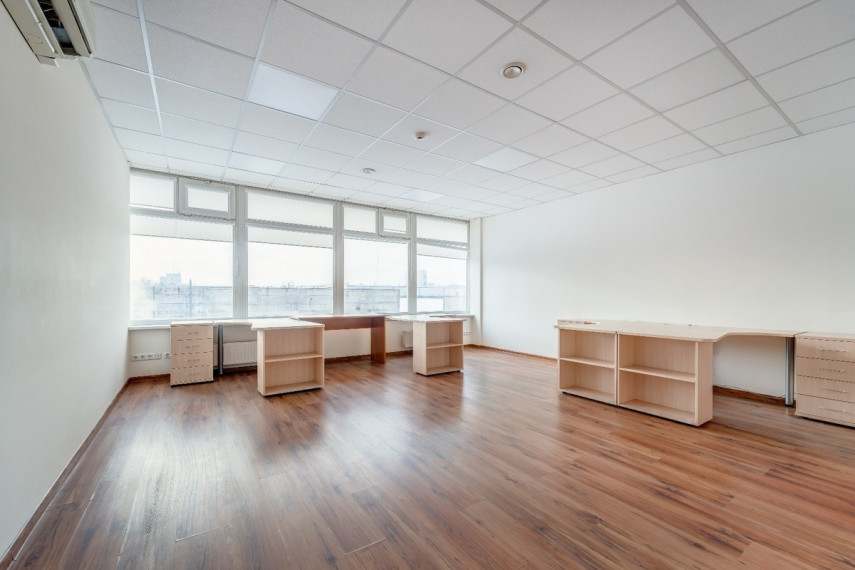 Nuomojamos administracinės, paslaugų, prekybos, sandėliavimo patalpos Ugniagesių g., Aukštieji Paneriai, Vilniaus m., Vilniaus m. sav., 600 m2 ploto 3