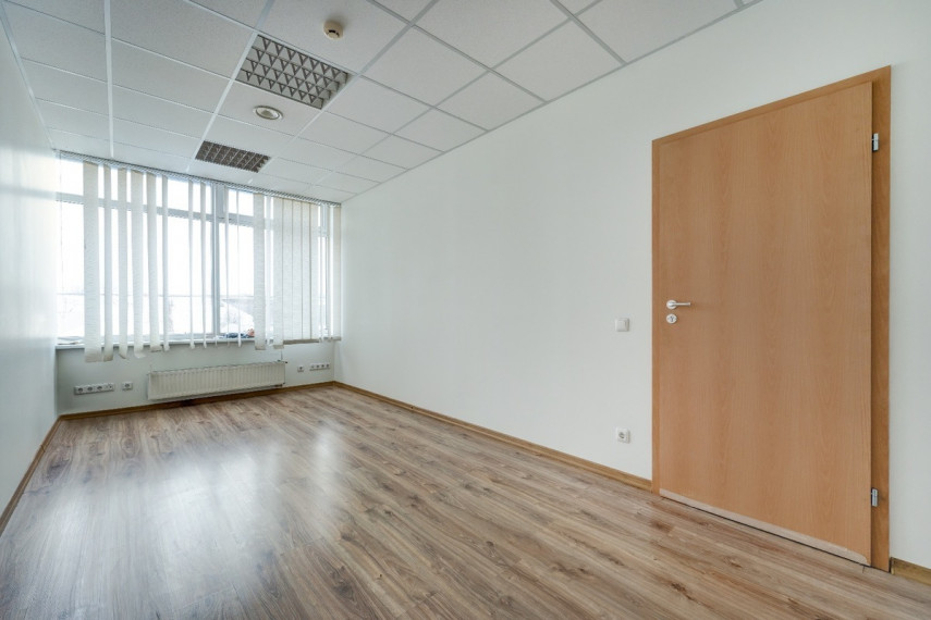 Nuomojamos administracinės, paslaugų, prekybos, sandėliavimo patalpos Ugniagesių g., Aukštieji Paneriai, Vilniaus m., Vilniaus m. sav., 600 m2 ploto 7