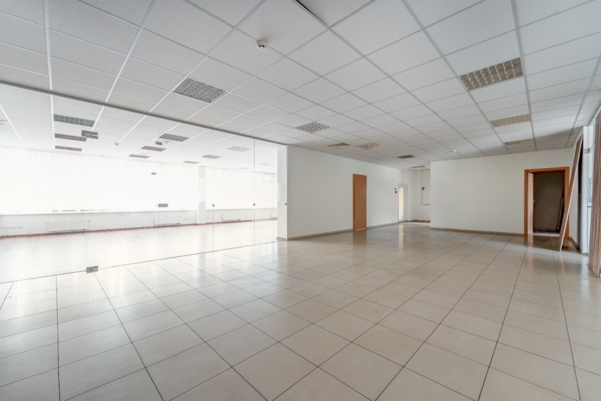 Nuomojamos administracinės, paslaugų, prekybos, sandėliavimo patalpos Ugniagesių g., Aukštieji Paneriai, Vilniaus m., Vilniaus m. sav., 600 m2 ploto 9