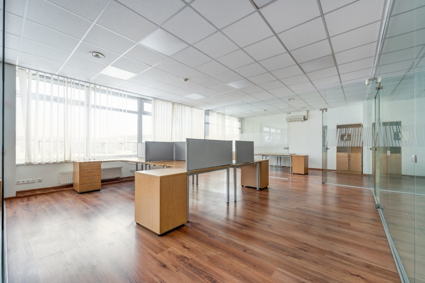Nuomojamos administracinės, paslaugų, prekybos, sandėliavimo patalpos Ugniagesių g., Aukštieji Paneriai, Vilniaus m., Vilniaus m. sav., 600 m2 ploto 12