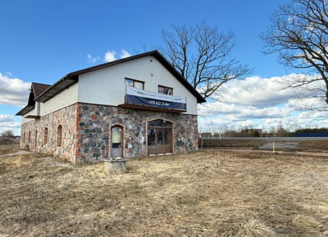 Parduodamas namas Velžio kel., Vyčių k., Panevėžio r. sav., 397 m2 ploto, 2 aukštai