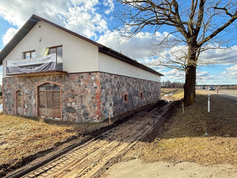 Parduodamas namas Velžio kel., Vyčių k., Panevėžio r. sav., 397 m2 ploto, 2 aukštai 3