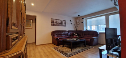 Trumpalaikė buto nuoma S. Šalkauskio g., Centras, Šiaulių m., Šiaulių m. sav., 55.00 m² ploto 2 kambariai 4