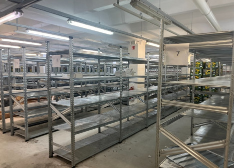 Nuomojamos administracinės, paslaugų, prekybos, sandėliavimo patalpos Sodų g, Vilniaus m., Vilniaus m. sav., 899.66 m2 ploto