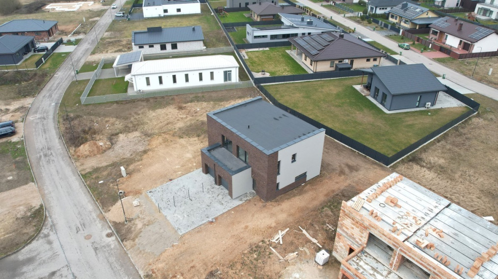 Parduodamas namas Žolynų g., Romainiai, Kauno m., Kauno m. sav., 115.26 m2 ploto, 2 aukštai 23