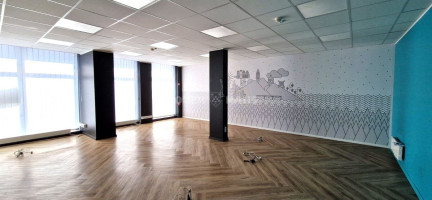 Nuomojamos administracinės patalpos J. Urbšio g., Centras, Panevėžio m., Panevėžio m. sav., 69.24 m2 ploto 1