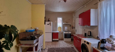 Parduodamas namas Nepriklausomybės g., Papilės mstl., Akmenės r. sav., 76.76 m² ploto 2 kambariai 10