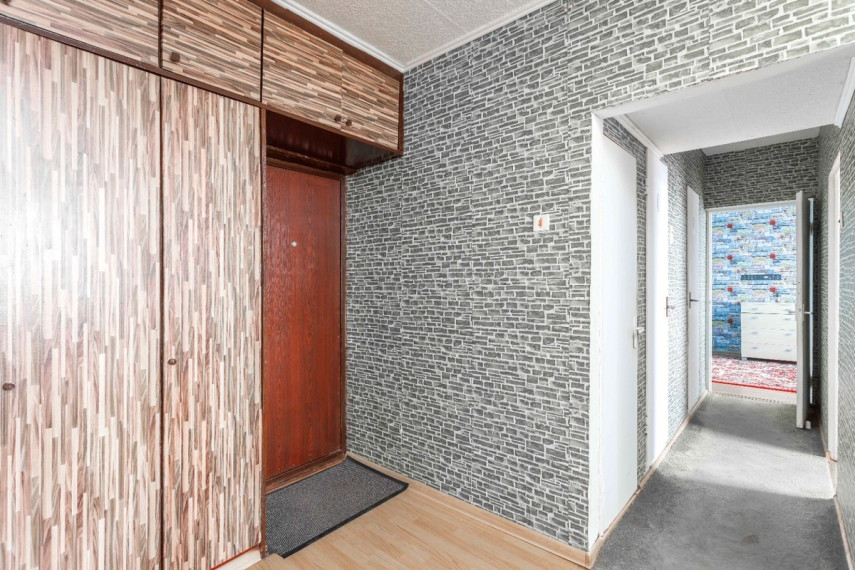 Parduodamas butas Jono Pauliaus II g., Eišiškių m., Šalčininkų r. sav., 55 m2 ploto, 2 kambariai 6