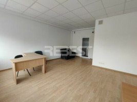 Nuomojamos administracinės patalpos S. Daukanto g., Centras, Šiaulių m., Šiaulių m. sav., 18 m2 ploto 1