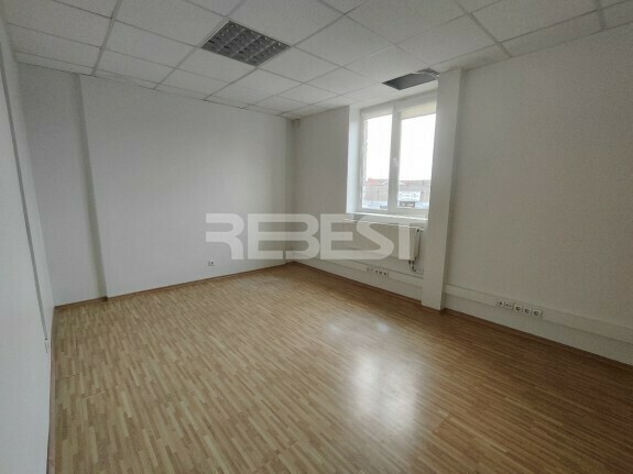 Nuomojamos administracinės patalpos S. Daukanto g., Centras, Šiaulių m., Šiaulių m. sav., 18 m2 ploto 4