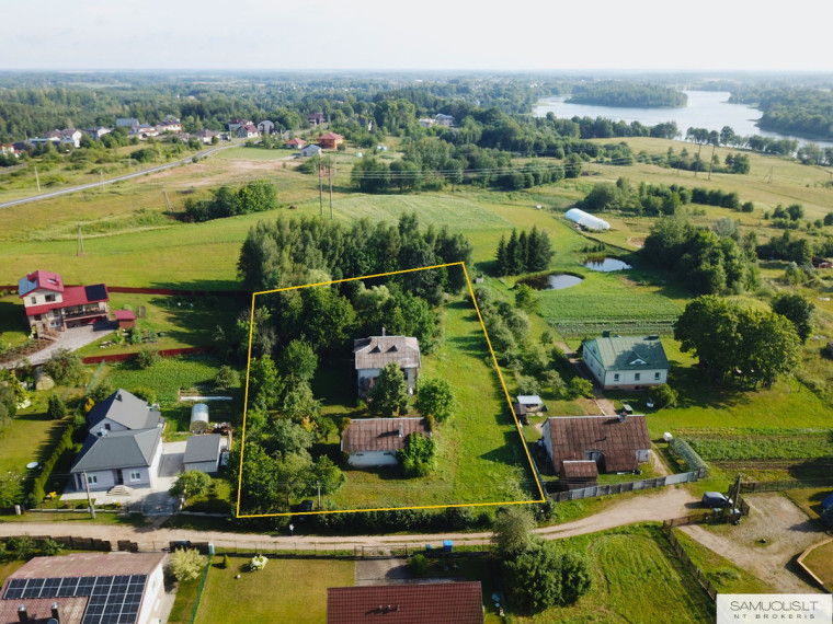 Parduodamas namas M. Zdziechovskio g., Sudervės k., Vilniaus r. sav., 322 m2 ploto, 2 aukštai 3
