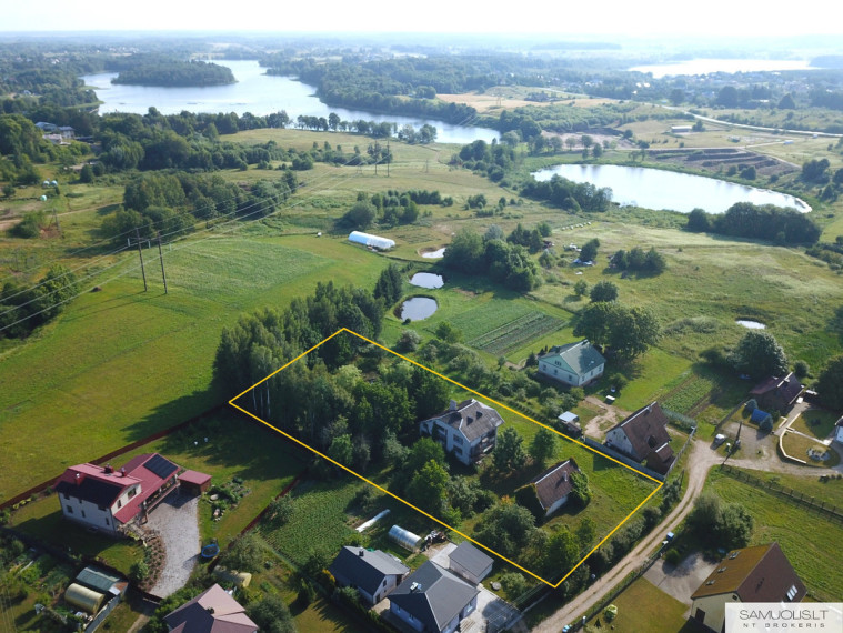 Parduodamas namas M. Zdziechovskio g., Sudervės k., Vilniaus r. sav., 322 m2 ploto, 2 aukštai 1