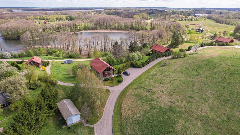 Parduodamas namas Dvarčėnų k., Alytaus r. sav., 559 m2 ploto, 2 aukštai 2