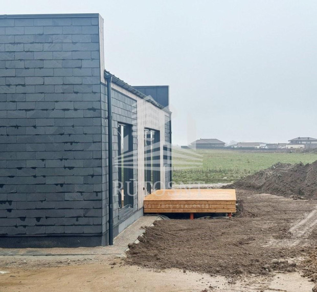 Parduodamas namas Klemiškės II k., Klaipėdos r. sav., 85.00 m² ploto 4 kambariai 3