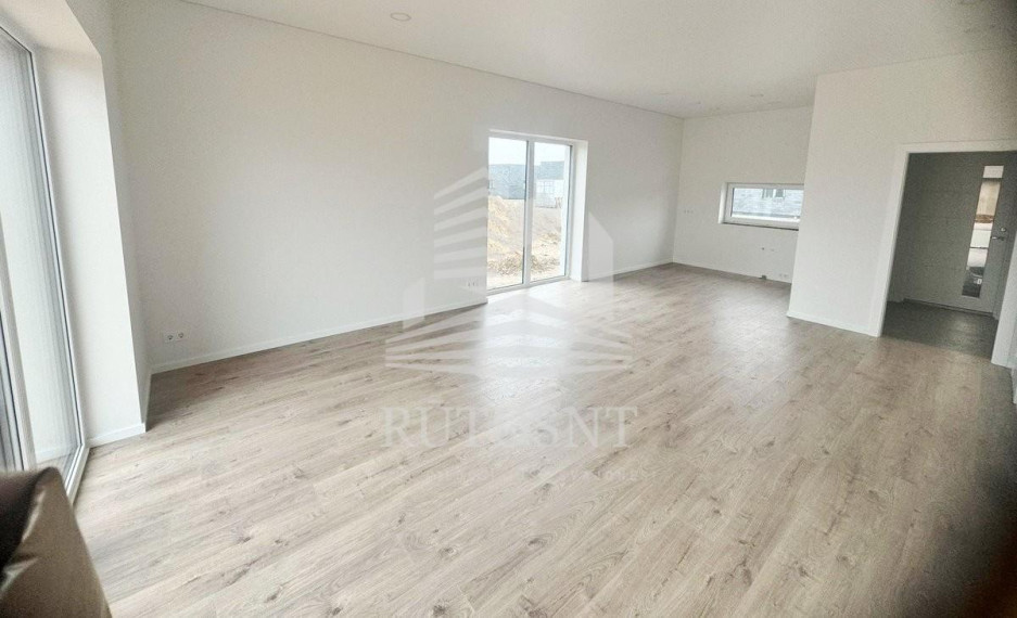 Parduodamas namas Klemiškės II k., Klaipėdos r. sav., 101 m² ploto 4 kambariai 3