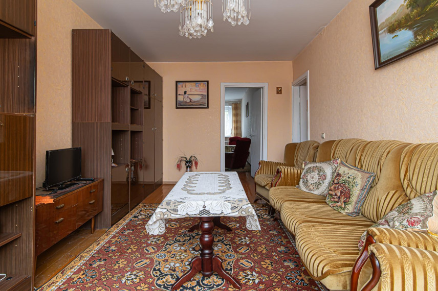 Parduodamas butas Apkasų g., Žirmūnai, Vilniaus m., Vilniaus m. sav., 44.32 m² ploto 2 kambariai 2