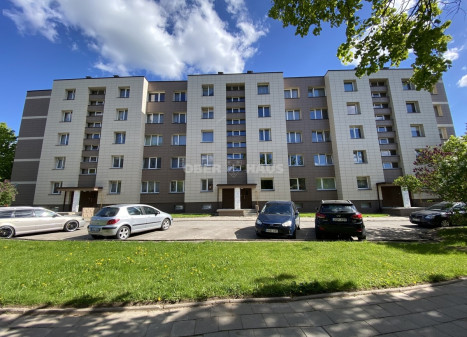 Parduodamas butas Dainų g., Dainiai, Šiaulių m., Šiaulių m. sav., 64.64 m2 ploto, 3 kambariai