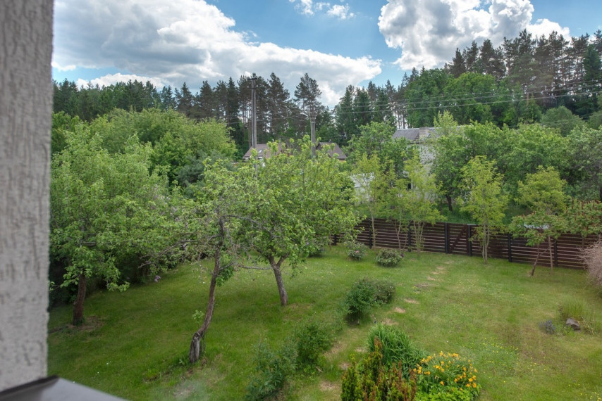 Parduodamas namas Ąžuolynės 2-oji g., Ąžuolinės k., Vilniaus r. sav., 184 m2 ploto, 2 aukštai 21