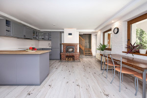 Parduodamas namas Ąžuolynės 2-oji g., Ąžuolinės k., Vilniaus r. sav., 184 m2 ploto, 2 aukštai 3