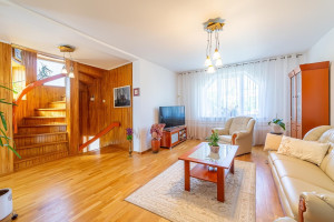 Parduodamas namas Juodkrantės g., Vilijampolė, Kauno m., Kauno m. sav., 200 m2 ploto, 2 aukštai 3