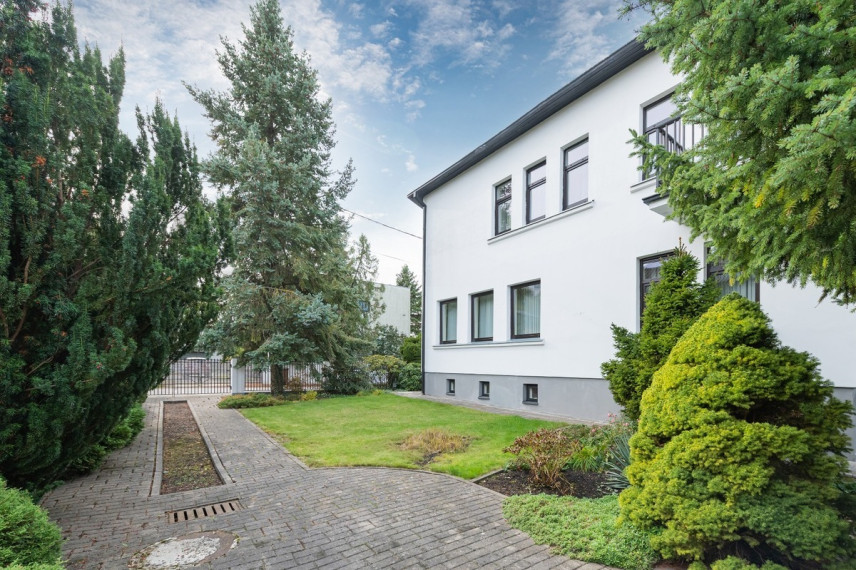 Parduodamas namas Šermuonėlių g., Žaliakalnis, Kauno m., Kauno m. sav., 436.69 m2 ploto, 2 aukštai 5