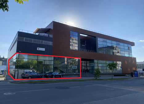 Nuomojamos patalpos Ukmergės g., Fabijoniškėse, Vilniuje, 301.82 kv.m ploto