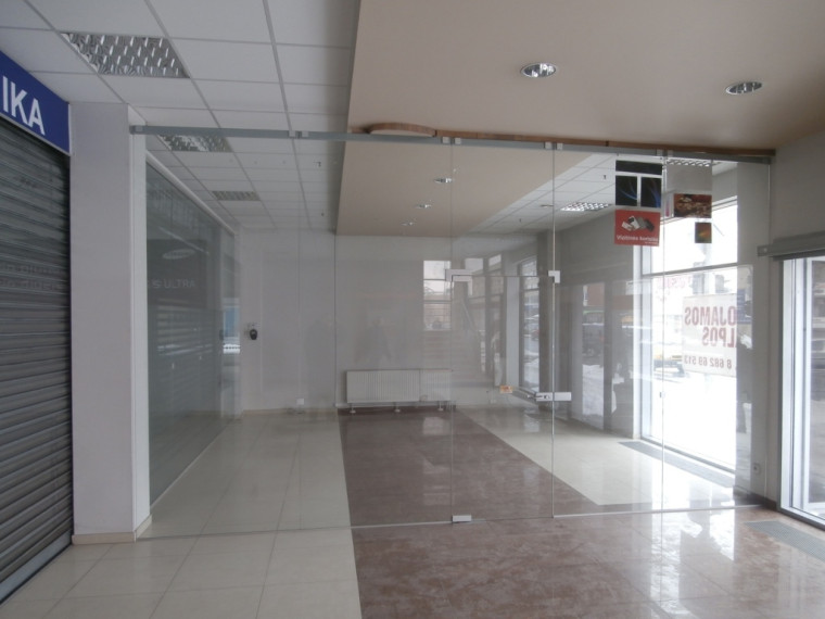 Nuomojamos paslaugų, prekybos patalpos Tilžės g., Centras, Šiaulių m., Šiaulių m. sav., 36 m2 ploto 1