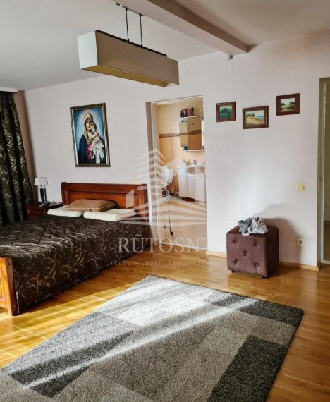 Parduodamas namas Vydmantų k., Kretingos r. sav., 235.28 m² ploto 9 kambariai 11
