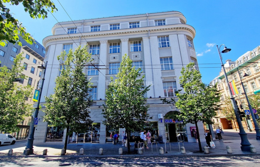 Nuomojamos administracinės patalpos Gedimino pr., Senamiestis, Vilniaus m., Vilniaus m. sav., 343.86 m2 ploto 2