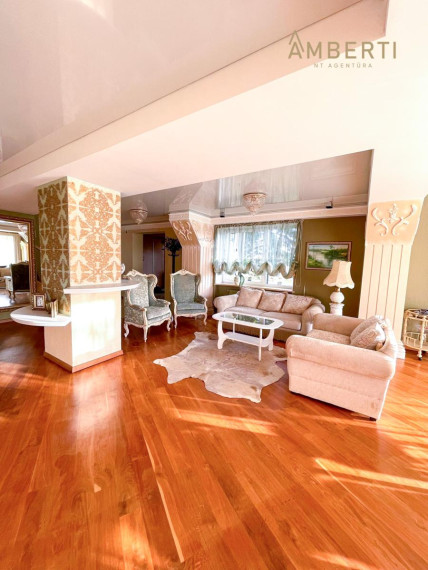 Parduodamas namas Gručeikių k. dal., Klaipėdos r. sav., 239.26 m² ploto 7 kambariai 3