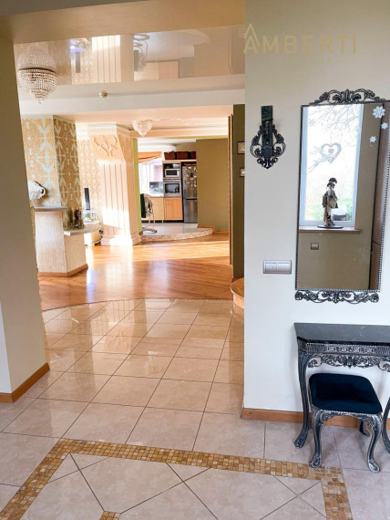 Parduodamas namas Gručeikių k. dal., Klaipėdos r. sav., 239.26 m² ploto 7 kambariai 6