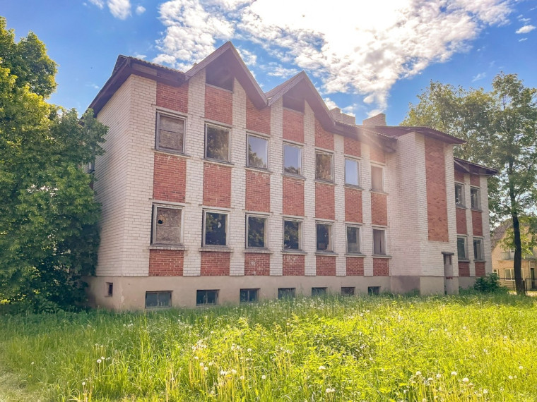 Parduodamos kitos paskirties patalpos Latvygalos g., Biržų m., Biržų r. sav., 1100 m2 ploto 4
