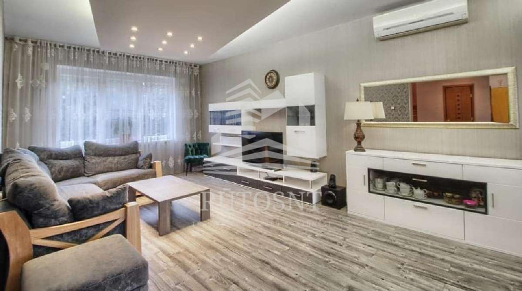 Parduodamas namas Vingio, Klaipėdos m., Klaipėdos m. sav., 288 m² ploto 5 kambariai 5