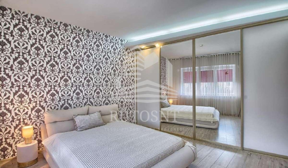 Parduodamas namas Vingio, Klaipėdos m., Klaipėdos m. sav., 288 m² ploto 5 kambariai 6