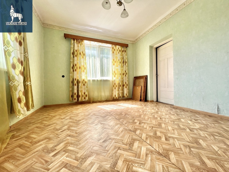 Parduodamas namas J. Basanavičiaus g., Tytuvėnų m., Kelmės r. sav., 65 m2 ploto, 2 aukštai 11
