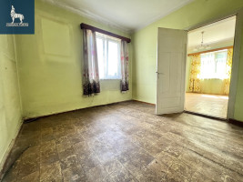 Parduodamas namas J. Basanavičiaus g., Tytuvėnų m., Kelmės r. sav., 65 m2 ploto, 2 aukštai 6
