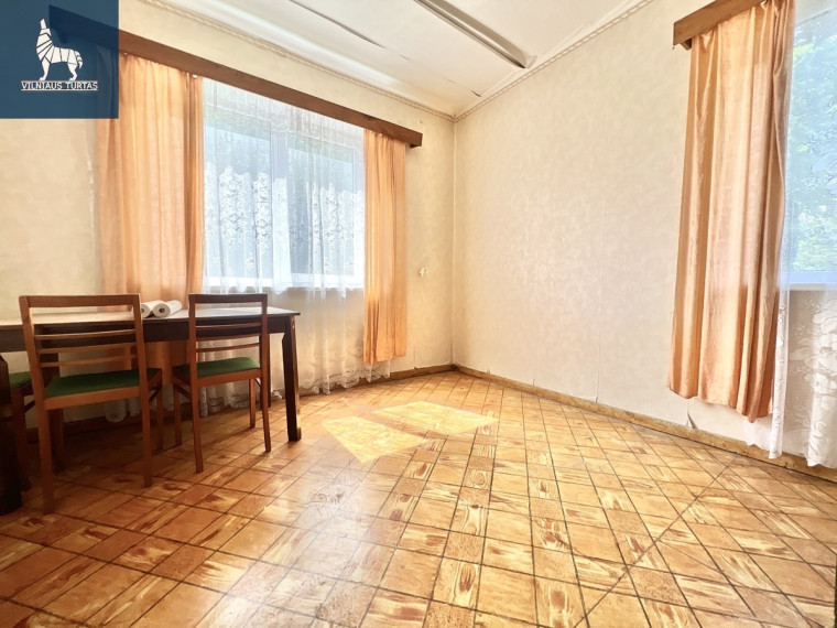 Parduodamas namas J. Basanavičiaus g., Tytuvėnų m., Kelmės r. sav., 65 m2 ploto, 2 aukštai 15