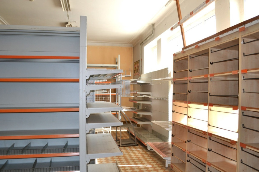 Nuomojamos administracinės, kitos paskirties, maitinimo, paslaugų, prekybos, sandėliavimo patalpos Vytauto g., Kalvarijos m., Kalvarijos sav., 1030 m2 ploto 14