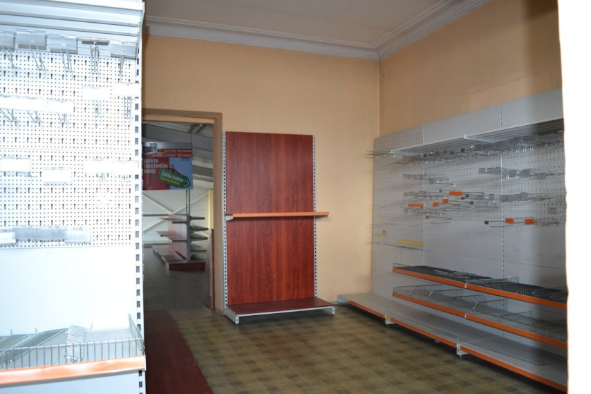 Nuomojamos administracinės, kitos paskirties, maitinimo, paslaugų, prekybos, sandėliavimo patalpos Vytauto g., Kalvarijos m., Kalvarijos sav., 1030 m2 ploto 25