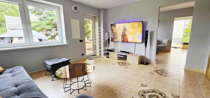 Parduodamas namas Dovilų mstl., Klaipėdos r. sav., 207.69 m² ploto 4 kambariai 1