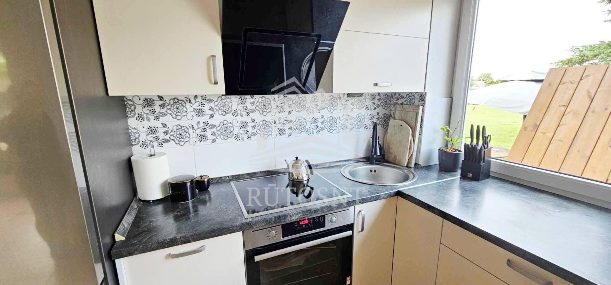 Parduodamas namas Dovilų mstl., Klaipėdos r. sav., 207.69 m² ploto 4 kambariai 5