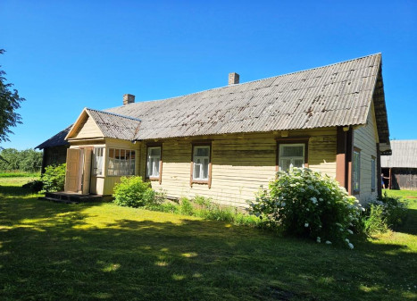 Parduodamas namas Varkujų k., Anykščių r. sav., 121.73 m² ploto 5 kambariai